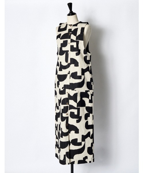 RUMCHE(ラムシェ)の「Original Graphic Dress / オリジナルグラフィックドレス(ワンピース・レディース・ブラック/ベージュ・SMALL/MEDIUM)」の5枚目の写真