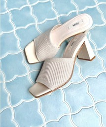 REZOY（リゾイ）の「【25SS新作】【REZOY】メタルパイピングラメニットミュール（サンダル）」