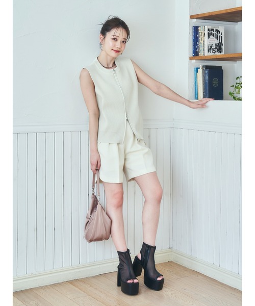 Mafmof(マフモフ)の「Mafmof(マフモフ)12cmチャンキーヒール厚底プラットフォームシアーブーツサンダル(サンダル・レディース・ブラック/アイボリー/シルバー・S/M/L/LL)」の8枚目の写真