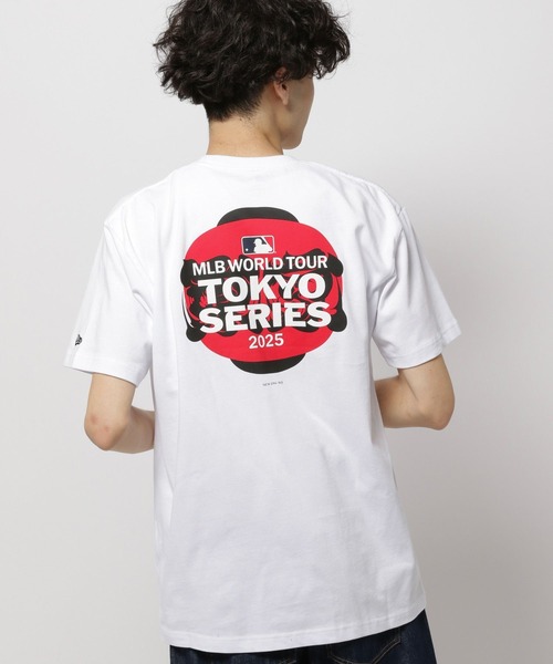 NEW ERA(ニューエラ)の「【NEW ERA(ニューエラ)】 MLB TOKYO SERIES 2025 Tシャツ(Tシャツ/カットソー・メンズ・オフホワイト・MEDIUM/LARGE/X-LARGE)」の1枚目の写真