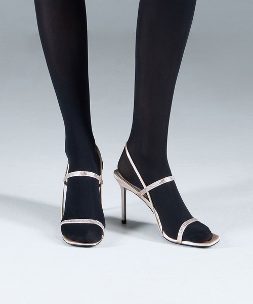 CHARLES & KEITH(チャールズ & キース)の「Arona アロナ メタリッククリスタルエンベリシュッドスティレットヒールサンダル(サンダル・レディース・アイボリー/シルバー/ブラック系その他2・23.5cm/23cm/22.5cm/22cm/26.5cm/25.5cm/25cm/24.5cm)」の22枚目の写真