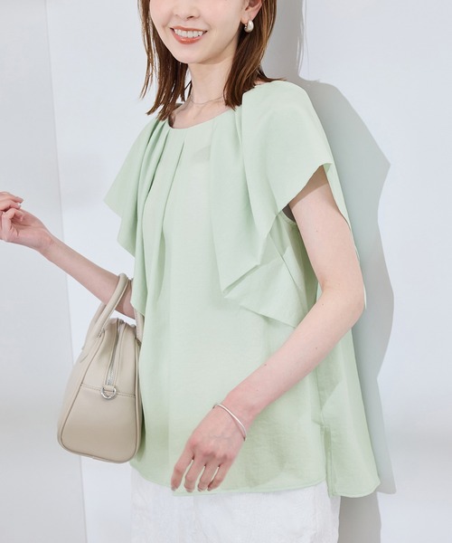 ROPE' PICNIC(ロペピクニック)の「ラッフルスリーブブラウス/通勤対応(シャツ/ブラウス・レディース・ホワイト系その他2/ブラック/ブラック系その他2/ホワイト/ライトグリーン・38)」の5枚目の写真