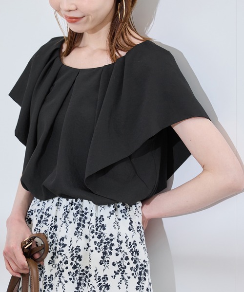 ROPE' PICNIC(ロペピクニック)の「ラッフルスリーブブラウス/通勤対応(シャツ/ブラウス・レディース・ホワイト系その他2/ブラック/ブラック系その他2/ホワイト/ライトグリーン・38)」の3枚目の写真