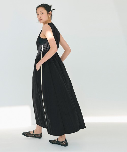 coca（coca）（コカ）の「ナイロンワッシャーサイドラインドレス 撥水（ワンピース・レディース・ホワイト/ブラック・L/M）」の7枚目の写真