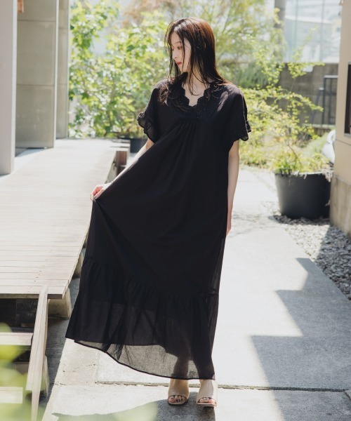 【関税込み】TOVE グレー Malaika マキシワンピース 高身長 綿100％衿刺しゅうピンタックティアードマキシ