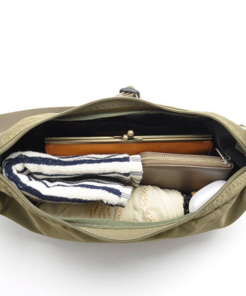 CLEDRAN（クレドラン）の「【弱撥水 2WAY】CL3850 FORI DETACHABLE 2WAY BAG（ショルダーバッグ・レディース・ブラック/グリーン/ベージュ・FREE）」の14枚目の写真