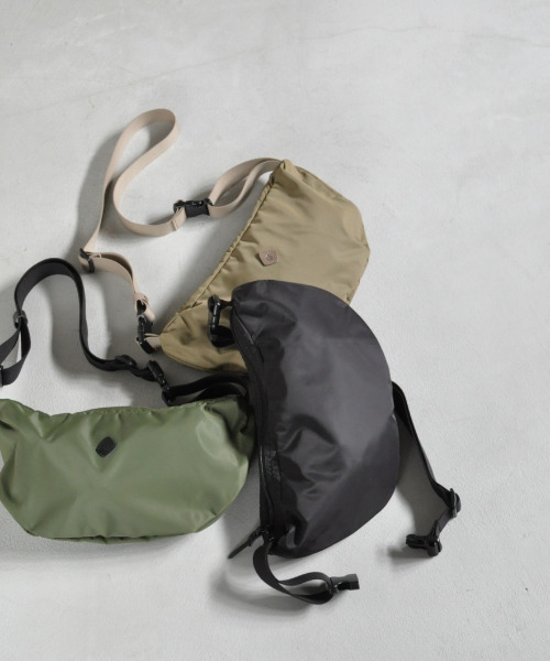 CLEDRAN（クレドラン）の「【弱撥水 2WAY】CL3850 FORI DETACHABLE 2WAY BAG（ショルダーバッグ・レディース・ブラック/グリーン/ベージュ・FREE）」の19枚目の写真