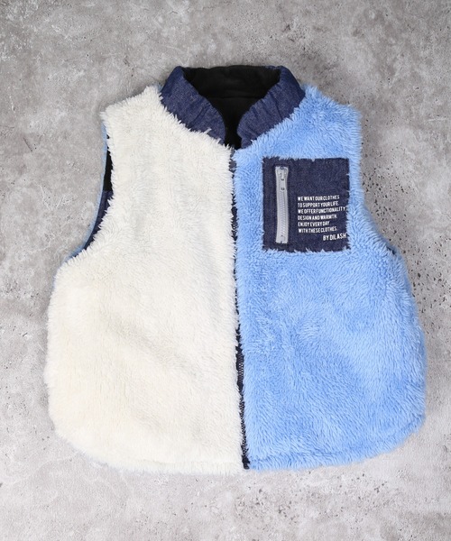 DILASH（ディラッシュ）の「デニム×ボア リバーシブルベスト（その他アウター・キッズ・ネイビー/ブルー/ブラック・140/130/120/110/100/90/80）」の4枚目の写真