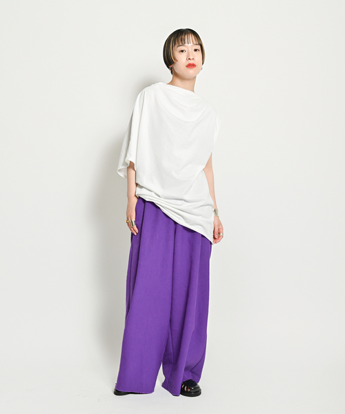 CITYSHOP（シティーショップ）の「ASYMMETRY CUT TOP：カットソー（Tシャツ/カットソー・レディース・ホワイト/ブラック/チャコールグレー・FREE）」の17枚目の写真