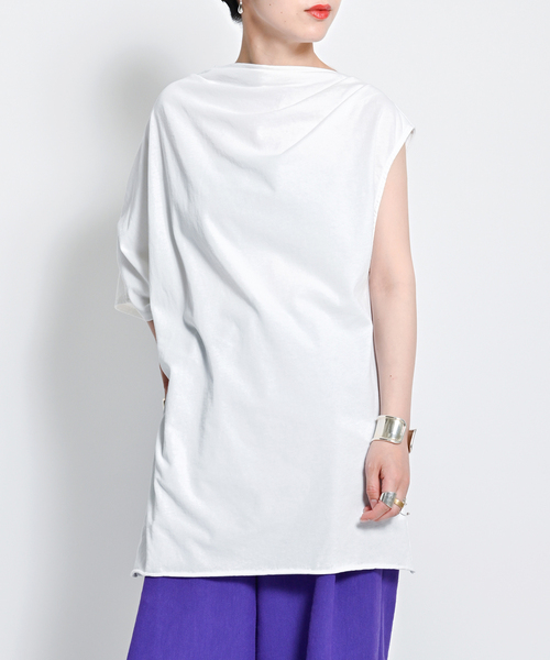 CITYSHOP（シティーショップ）の「ASYMMETRY CUT TOP：カットソー（Tシャツ/カットソー・レディース・ホワイト/ブラック/チャコールグレー・FREE）」の18枚目の写真