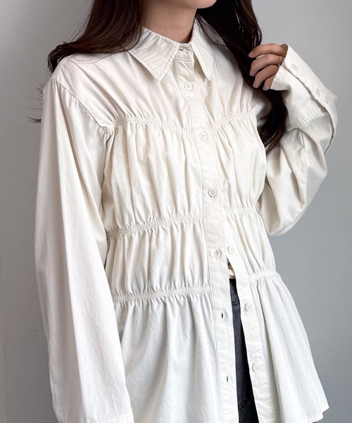 RANAN(ラナン)の「ビスチェデザインシャーリングシャツ(シャツ/ブラウス・レディース・アイボリー/ブルー/ネイビー・M/L/LL)」の2枚目の写真