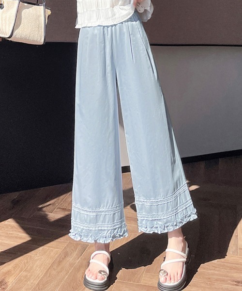 ONEP STAR(ワンピスター)の「裾レースデザインペチパンツ(その他パンツ・レディース・ネイビー/ベージュ/ホワイト/ライトブルー/チェック・MEDIUM/LARGE/X-LARGE)」の1枚目の写真