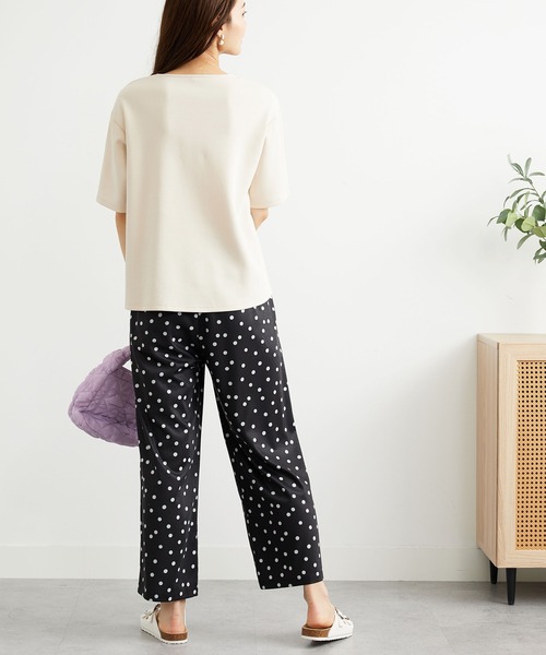 BELLUNA PLUS(ベルーナ)の「とろりん触感!ゆったりプルオーバー(Tシャツ/カットソー・レディース・アイボリー/ライラック/ピンク・LARGE/MEDIUM/X-LARGE)」の15枚目の写真