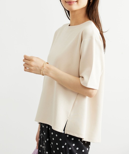 BELLUNA PLUS(ベルーナ)の「とろりん触感!ゆったりプルオーバー(Tシャツ/カットソー・レディース・アイボリー/ライラック/ピンク・LARGE/MEDIUM/X-LARGE)」の19枚目の写真