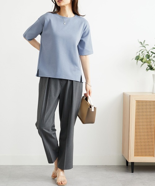 BELLUNA PLUS(ベルーナ)の「とろりん触感!ゆったりプルオーバー(Tシャツ/カットソー・レディース・アイボリー/ライラック/ピンク・LARGE/MEDIUM/X-LARGE)」の9枚目の写真