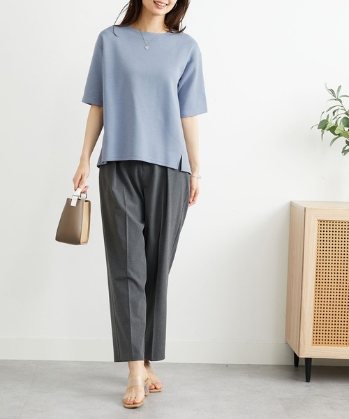 BELLUNA PLUS(ベルーナ)の「とろりん触感!ゆったりプルオーバー(Tシャツ/カットソー・レディース・アイボリー/ライラック/ピンク・LARGE/MEDIUM/X-LARGE)」の8枚目の写真