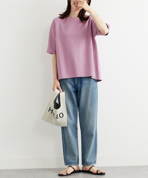 BELLUNA PLUS(ベルーナ)の「とろりん触感!ゆったりプルオーバー(Tシャツ/カットソー・レディース・アイボリー/ライラック/ピンク・LARGE/MEDIUM/X-LARGE)」の5枚目の写真