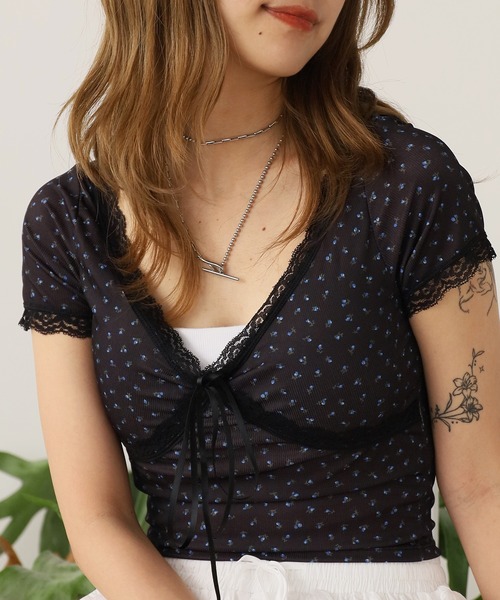 ROOPTOKYO（ループトウキョウ）の「Flower Design Cross Lace Top / フラワーデザイン クロスレーストップス（Tシャツ/カットソー・レディース・グレー/ホワイト/ブラック/アイボリー・FREE）」の19枚目の写真