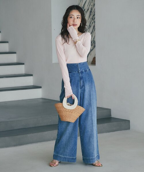 La boutique BonBon(ラブティックボンボン)の「【KAZUMI監修カラーあり】フロッキーチュール前後2WAYカットソー(Tシャツ/カットソー・レディース・オフホワイト/ブラック/ピンク・FREE)」の8枚目の写真