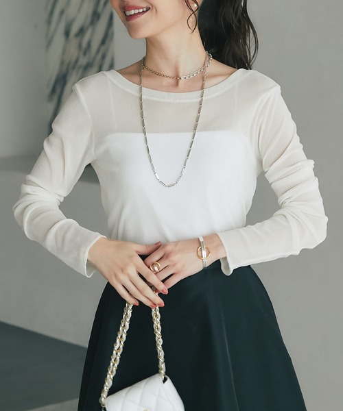 La boutique BonBon(ラブティックボンボン)の「【KAZUMI監修カラーあり】フロッキーチュール前後2WAYカットソー(Tシャツ/カットソー・レディース・オフホワイト/ブラック/ピンク・FREE)」の1枚目の写真