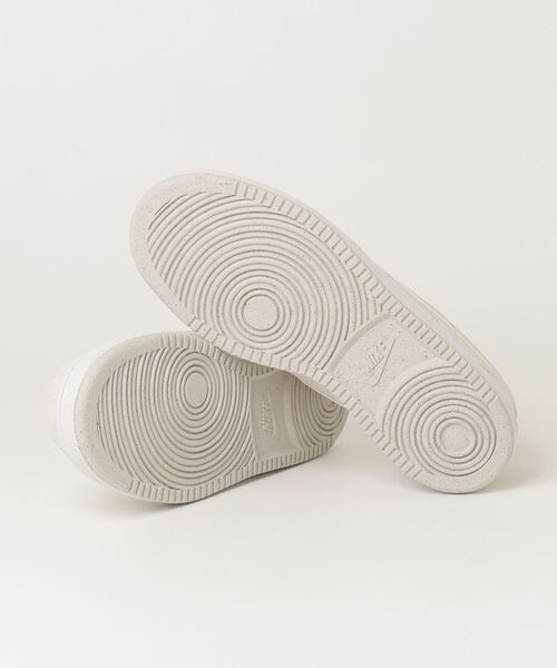 NIKE（ナイキ）の「ナイキ NIKE ナイキ  コート ビジョン LO NN（スニーカー・レディース・ベージュ・24.5cm/24.0cm/23.5cm/23.0cm/25.0cm）」の3枚目の写真
