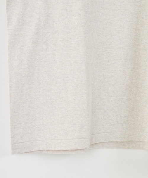 AMERICANA（アメリカーナ）の「[Americana/アメリカーナ] バックプリントロゴＴシャツ（Tシャツ/カットソー・レディース・オートミール/ダークグレー/ベージュ・ONE SIZE）」の4枚目の写真