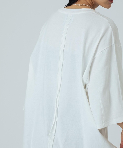 OKIRAKU（オキラク）の「(OKIRAKU×ROSEBUD)GRAPHIC BIG TEE（Tシャツ/カットソー・レディース・ホワイト/ブラック・ONE SIZE）」の6枚目の写真