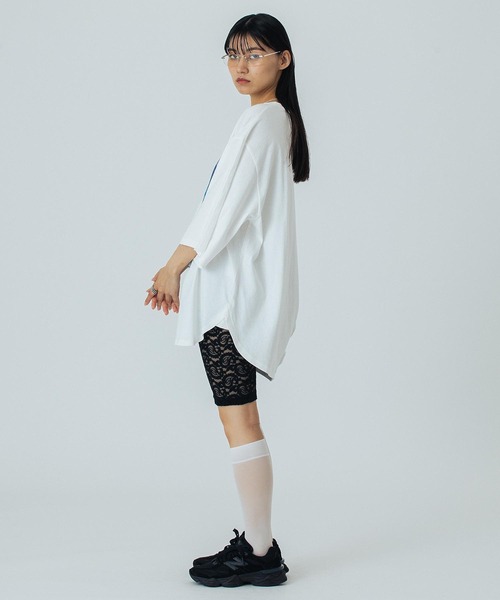 OKIRAKU（オキラク）の「(OKIRAKU×ROSEBUD)GRAPHIC BIG TEE（Tシャツ/カットソー・レディース・ホワイト/ブラック・ONE SIZE）」の11枚目の写真