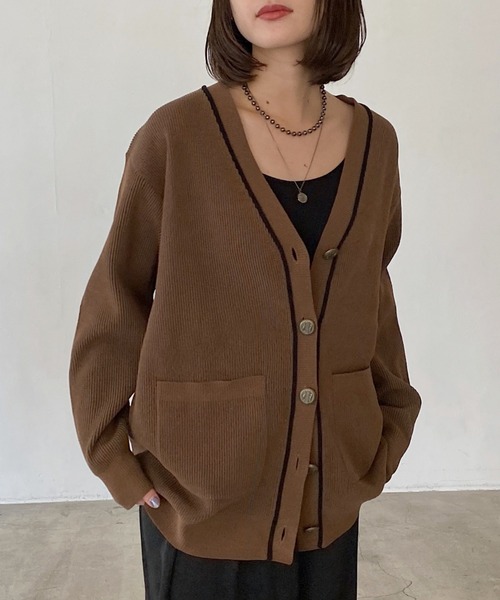 PAGEBOY（ページボーイ）の「ライトモールストライプリブVカーディガン（カーディガン/ボレロ・レディース・オフホワイト/ブラック/ブラウン/レッド系その他・FREE）」の3枚目の写真