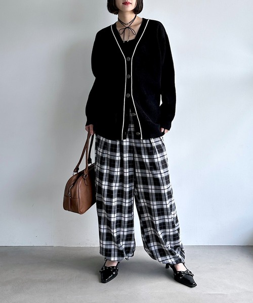 PAGEBOY（ページボーイ）の「ライトモールストライプリブVカーディガン（カーディガン/ボレロ・レディース・オフホワイト/ブラック/ブラウン/レッド系その他・FREE）」の10枚目の写真