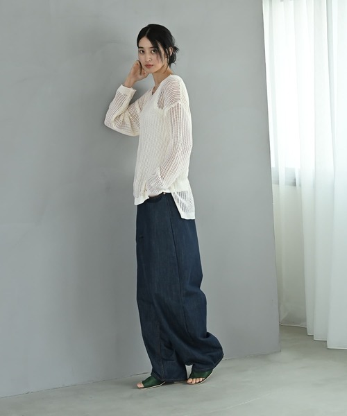 STYLE DELI(スタイルデリ)の「【BLK001】エアリーシルエットのメッシュニット(ニット/セーター・レディース・アイボリー/ベージュ・FREE)」の3枚目の写真