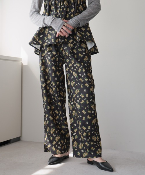 PRISTINE 新品ミモザミモザ柄ギャザーパンツ Samansa Mos2（サマンサ モスモス）の「柄アソートウエストタック