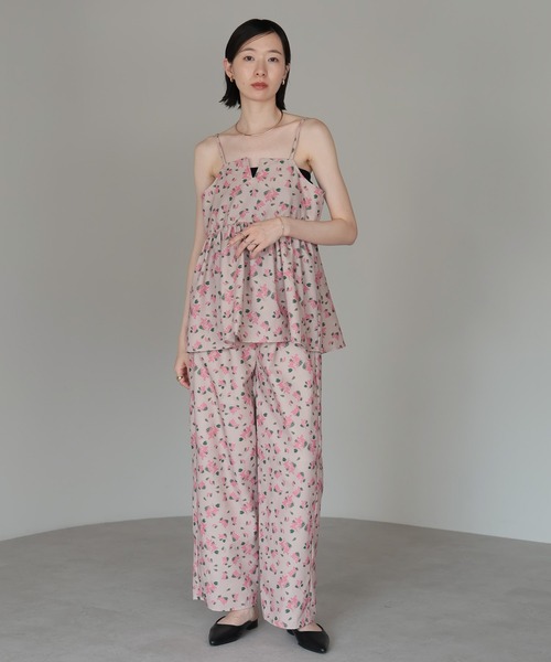amini(アミニ)の「ミモザ柄プリントパンツ(その他パンツ・レディース・ネイビー/ベージュ/ブラック・MEDIUM)」の14枚目の写真