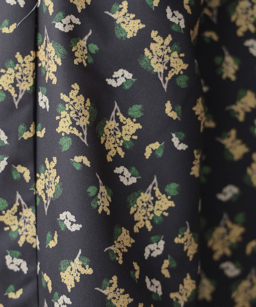 PRISTINE 新品ミモザミモザ柄ギャザーパンツ PRISTINE 新品ミモザミモザ柄ギャザーパンツ