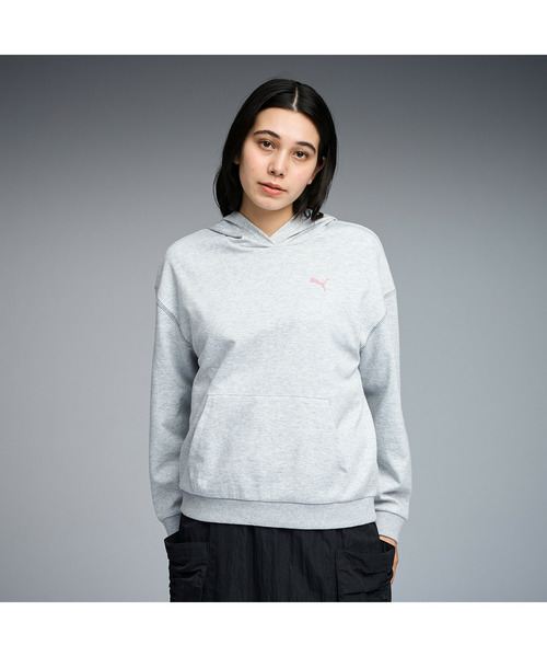 PUMA(プーマ)の「PUMA プーマ ウィメンズ ESS MX リラックスド フーディ(パーカー・レディース・ライトグレー/オフホワイト/ライラック・LARGE/MEDIUM/SMALL/X-LARGE)」の2枚目の写真