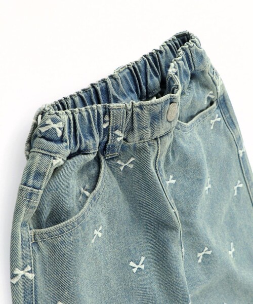 BRANSHES（ブランシェス）の「【綿100％】リボン総柄刺繍デニムパンツ（デニムパンツ・キッズ・ネイビー/ブルー・140/120/130/150/90/100/110）」の3枚目の写真