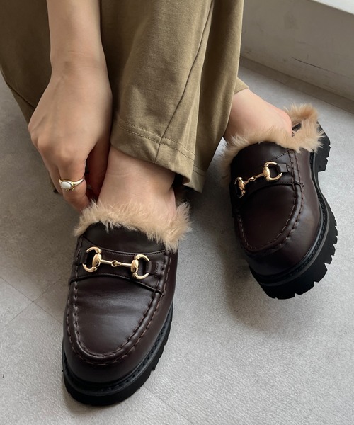 DouDou(ドゥドゥ)の「ファーローファー(ローファー・レディース・ブラック/ブラウン・SMALL/MEDIUM/LARGE)」の1枚目の写真