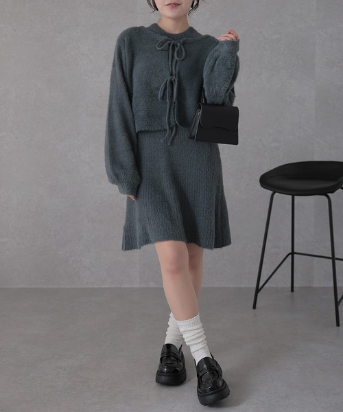 Lace Ladies(レースレディース)の「シャギー ツイン リボン セットアップ ワンピース(セットアップ・レディース・アイボリー/ブラック/グレー・FREE/S)」の19枚目の写真