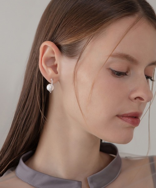 セール】【LEJA】シルバーカーブラインビジューパールピアス結婚