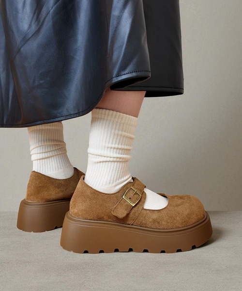 Sugar Sugar（シュガーシュガー）の「スエード　厚底　メリージェーン【SUGAR SUGAR シュガーシュガー】ベルクロ　レディース 9213（バレエシューズ・レディース・グレー系その他/キャメル・M/S/LL/L）」の3枚目の写真