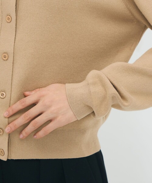 caban（キャバン）の「コットンカシミヤ クルーネックカーディガン（カーディガン/ボレロ・レディース・ライトグリーン/レッド/ライトベージュ/ブルー/ボルドー/カーキ/ライトブルー/グリーン/ダークオレンジ/ライトピンク・S/XS）」の16枚目の写真