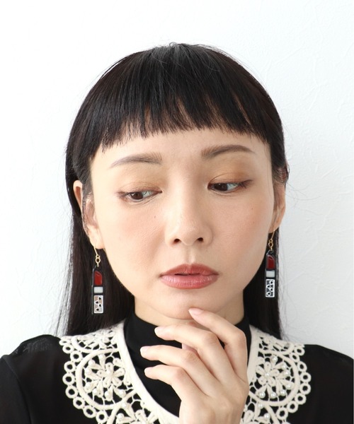 Three Four Time(スリーフォータイム)の「ルージュピアス(ピアス(両耳用)・レディース・レッド・FREE)」の4枚目の写真