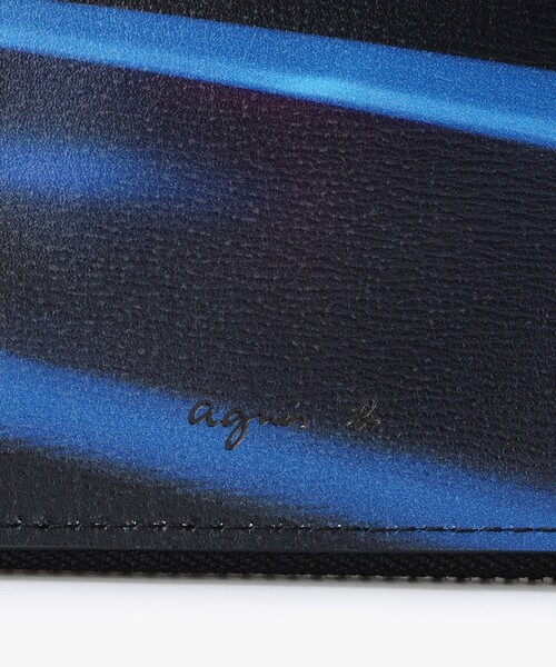 agnes b.(アニエスベー)の「【Outlet】フォトプリント レザー ラウンドジップ 二つ折り ウォレット ZAH04A-01(財布・メンズ・ブラック・FREE)」の7枚目の写真