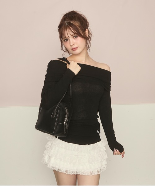 TITTY&CO.(ティティーアンドコー)の「オフショルリブニット(ニット/セーター・レディース・ピンク/ブラック/アイボリー/チャコールグレー・FREE)」の1枚目の写真