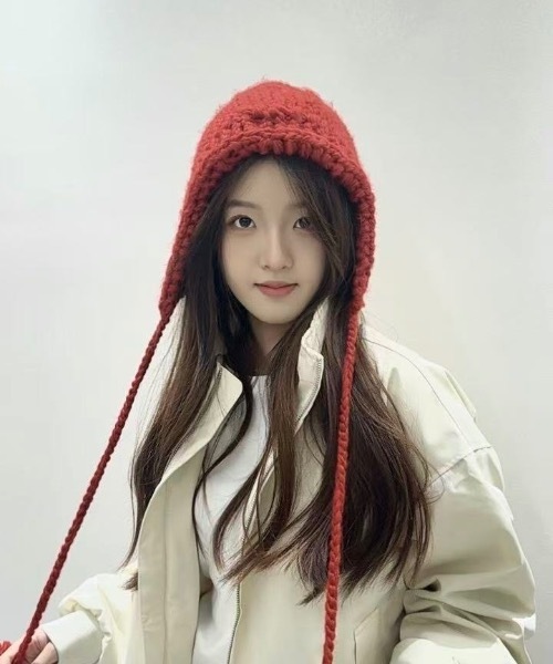 Burner(バーナー)の「【CHI SELECT】ふんわりポンポン くまロゴ耳当て イヤーマフ chi-bosi-2-15(ニットキャップ/ビーニー・レディース・ブラック/アイボリー/サックスブルー・FREE)」の11枚目の写真