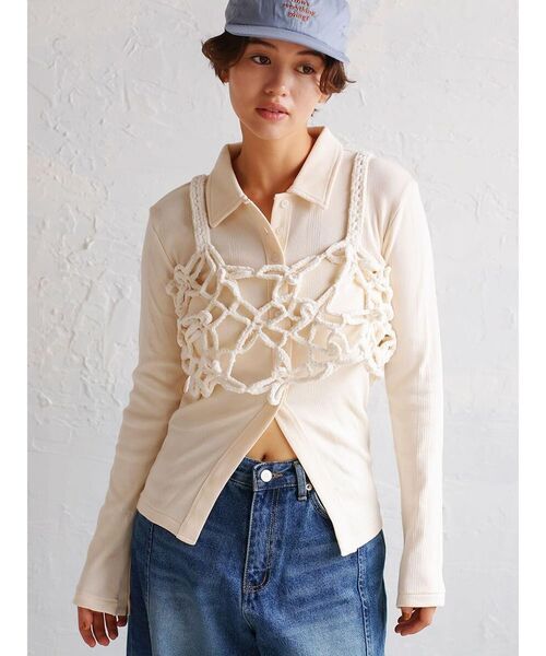 FIKA.(フィーカ)の「Flower motif knit bustier(その他トップス・レディース・ブラック/ブラウン/オフホワイト・MEDIUM)」の4枚目の写真