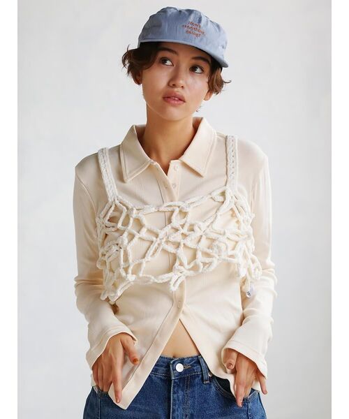 FIKA.(フィーカ)の「Flower motif knit bustier(その他トップス・レディース・ブラック/ブラウン/オフホワイト・MEDIUM)」の5枚目の写真