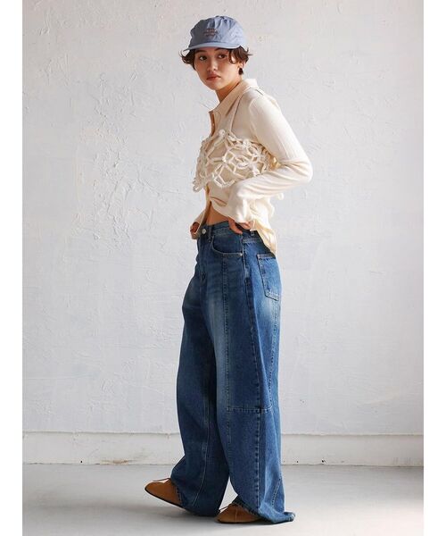 FIKA.(フィーカ)の「Flower motif knit bustier(その他トップス・レディース・ブラック/ブラウン/オフホワイト・MEDIUM)」の12枚目の写真