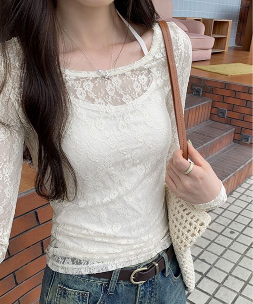 kirakiraShop(キラキラショップ)の「フラワー レース シアー トップス(Tシャツ/カットソー・レディース・ブラック/ホワイト・FREE)」の1枚目の写真