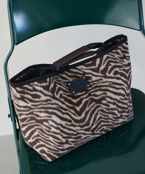 BARNYARDSTORM(バンヤードストーム)の「BARNYARDSTORM / キレイめ起毛ハンドルトート【WEB限定カラー】(トートバッグ・レディース・チャコールグレー/その他4/キャメル/その他5・FREE)」の3枚目の写真